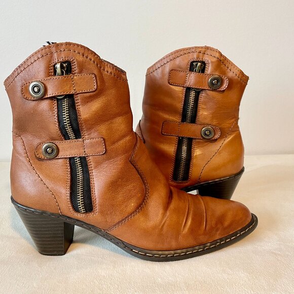 Rieker - Western-style Tan Leather Ankle Boots - Picture 5 of 9